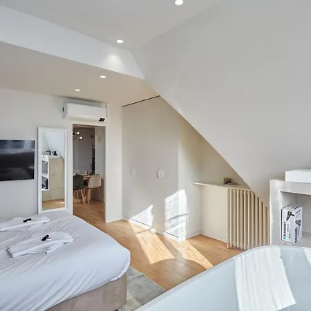 Spacious 3 Bedroom - Luxe Trocadero * Parigi