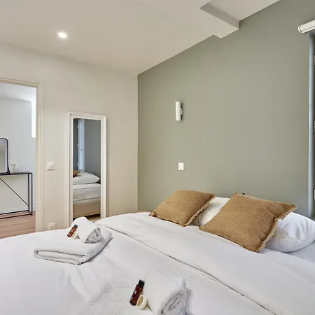 Spacious 3 Bedroom - Luxe Trocadero * Parigi