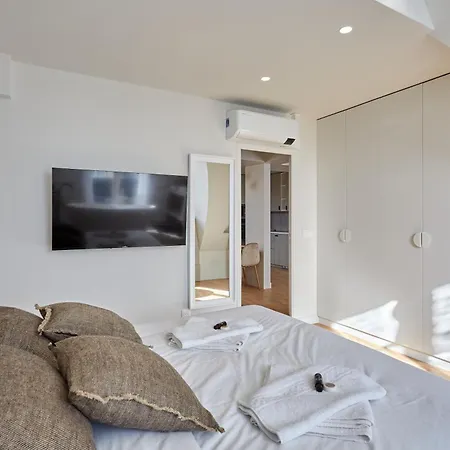 Spacious 3 Bedroom - Luxe Trocadero Parigi