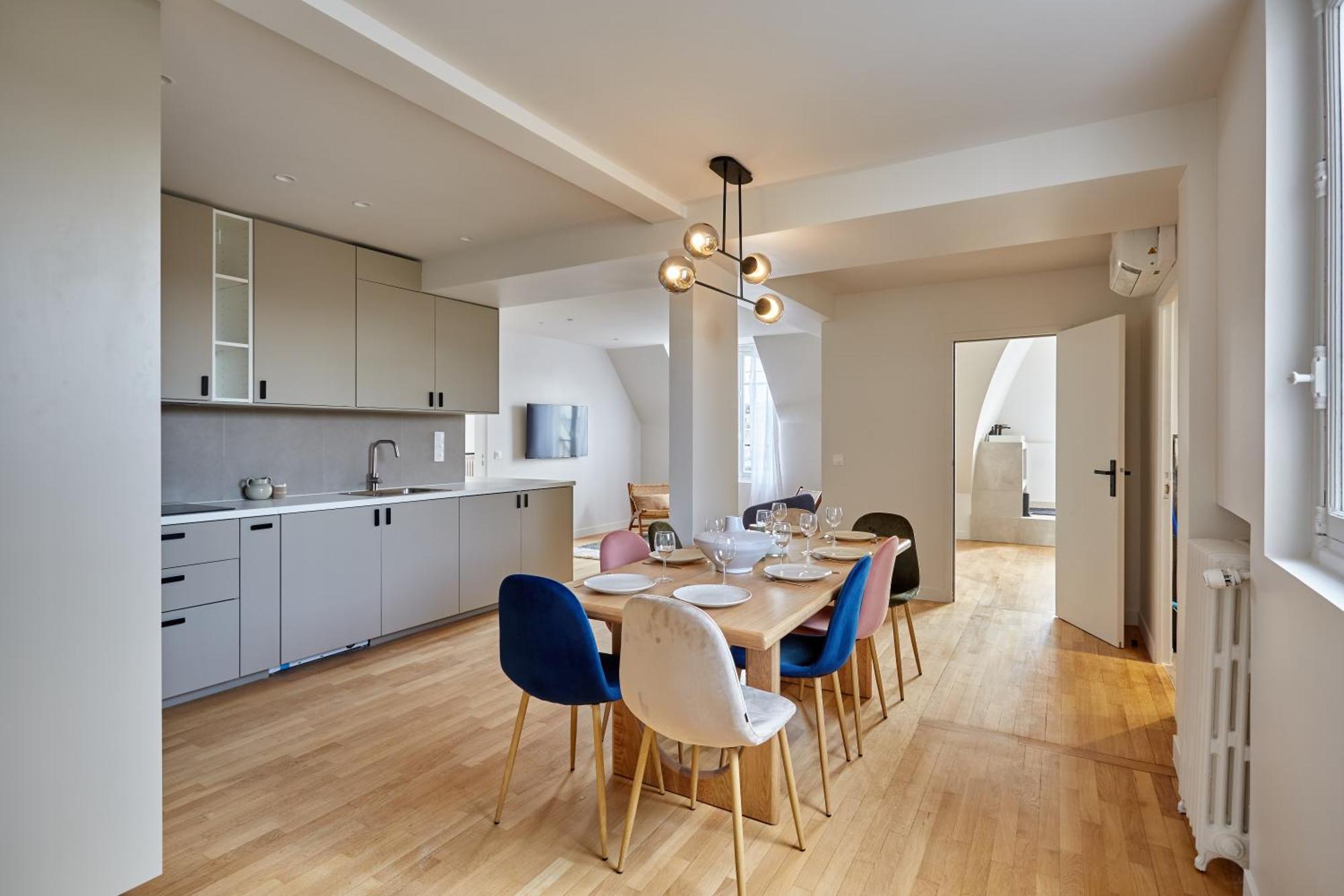 Spacious 3 Bedroom - Luxe Trocadero *