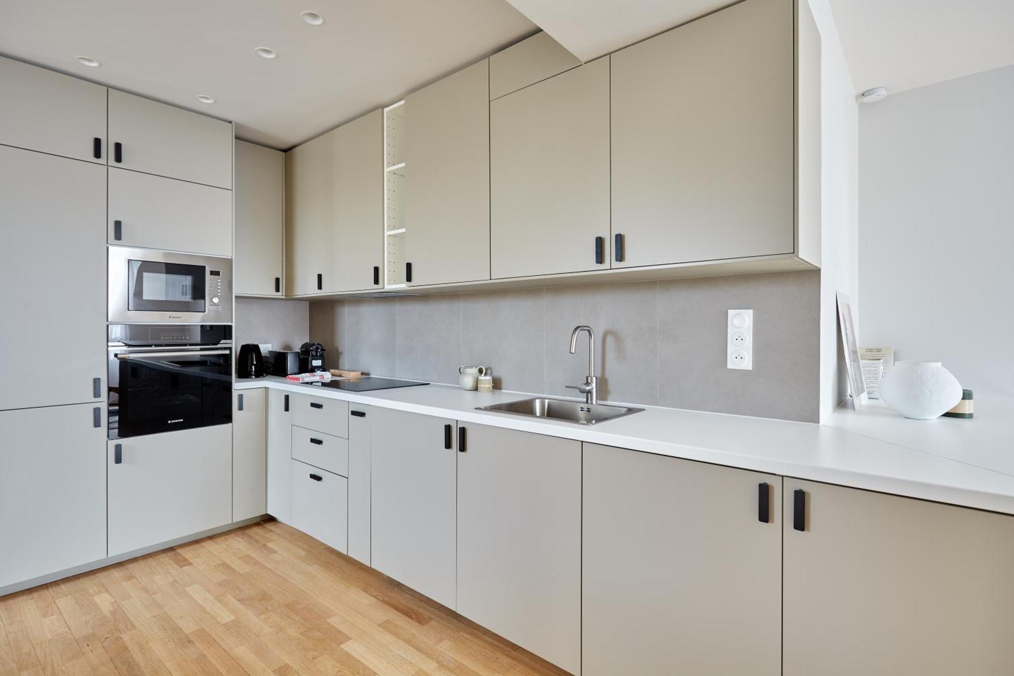 Spacious 3 Bedroom - Luxe Trocadero * Paris
